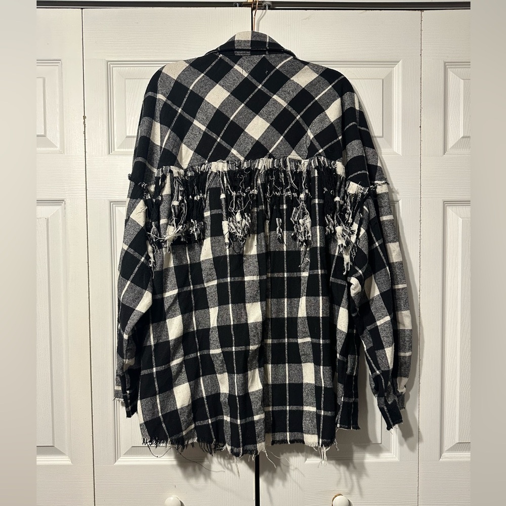 Oli & Hali Oversized Flannel Shacket SzM/L - Picture 4 of 4